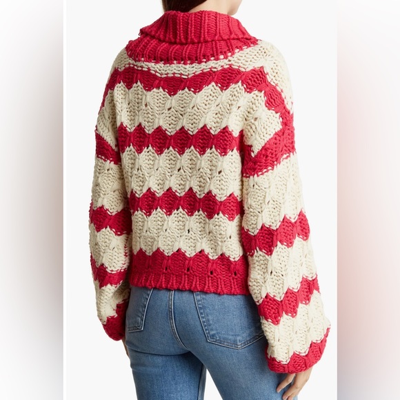 NWT-Colorblock Crop Turtleneck Sweater - Picture 3 of 9